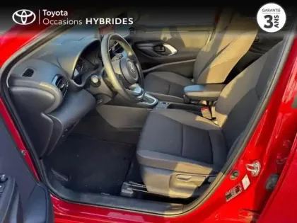 Photo 10 Toyota Yaris  116h Dynamic 5p MY22