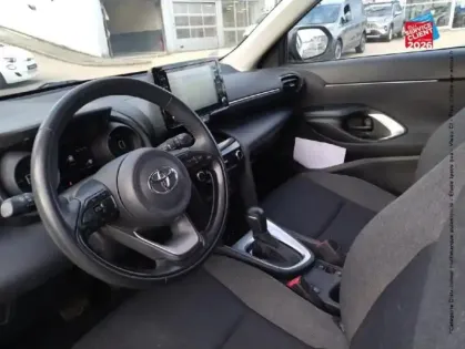 Photo 14 Toyota Yaris  Cross 116h Dynamic Business + Programme Beyond Zero Academy MY22