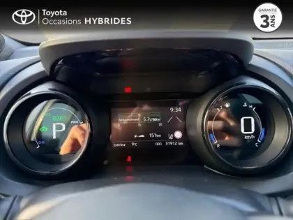 Photo 13 Toyota Yaris  116h Collection 5p