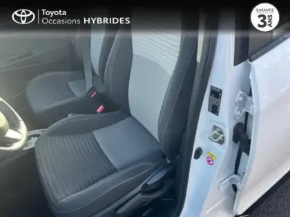 Photo 5 Toyota Yaris  100h Dynamic 5p MY19