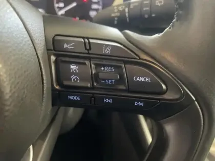 Photo 6 Toyota Yaris  116h Dynamic Business 5p + Programme Beyond Zero Academy MY22