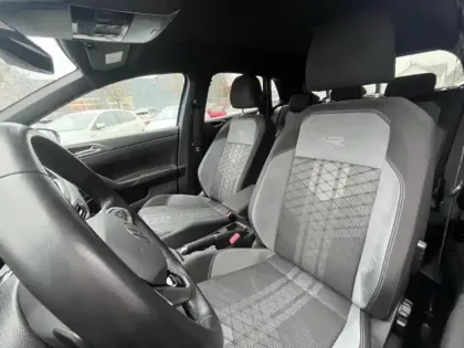 Photo 6 Volkswagen Polo  1.0 TSI 110ch R-Line DSG7