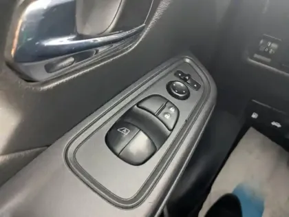 Photo 10 Nissan Micra  1.0 IG-T 100ch Made in France 2020