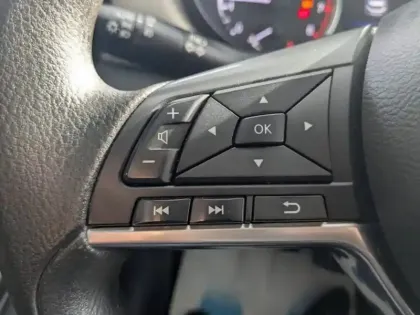 Photo 6 Nissan Micra  1.0 IG-T 100ch Made in France 2020