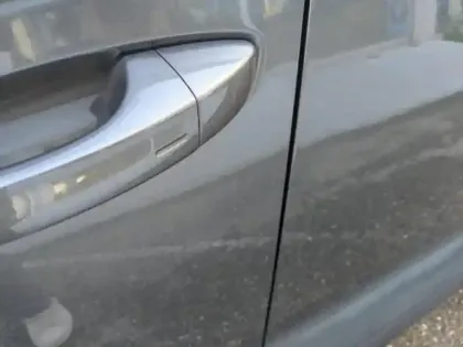 Photo 12 Volkswagen T-roc  1.0 TSI 110ch VW Edition