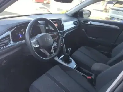 Photo 14 Volkswagen T-roc  1.0 TSI 110ch VW Edition