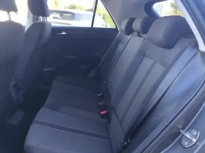 Photo 9 Volkswagen T-roc  1.0 TSI 110ch VW Edition