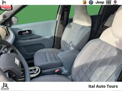 Photo 8 Fiat Panda Grande  1.2 Hybrid Turbo 110ch La Prima eDCT6