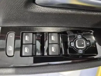 Photo 13 Opel Astra  1.2 Turbo 130 ch GS Line BVA8