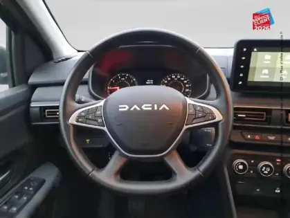 Photo 11 Dacia Sandero  1.0 TCe 90ch Stepway Extreme -24 GPS Camera