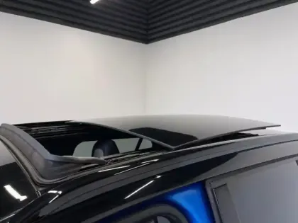 Photo 14 Peugeot 2008  e- 136ch GT Pack