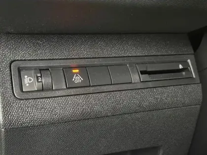 Photo 10 Peugeot 3008  1.2 PureTech 130ch S&S Allure EAT8