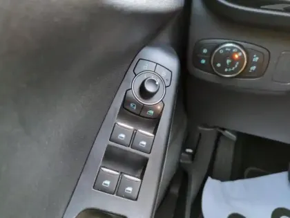 Photo 13 Ford Puma  1.0 EcoBoost 125ch S&S mHEV ST-Line Powershift