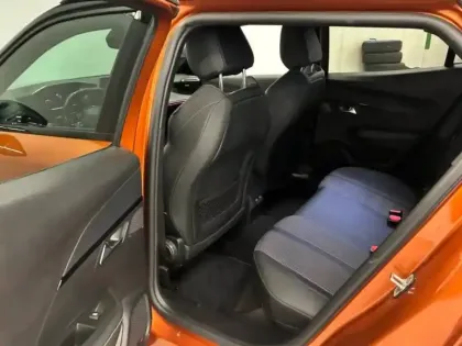 Photo 9 Peugeot 2008  1.2 PureTech 130ch S&S GT EAT8