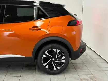 Photo 5 Peugeot 2008  1.2 PureTech 130ch S&S GT EAT8