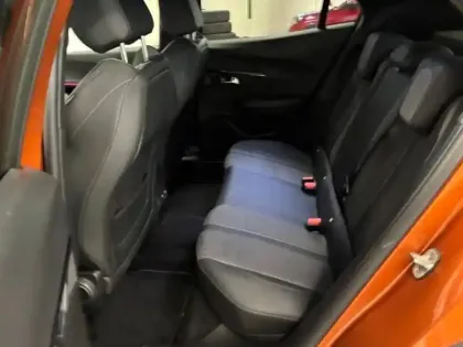 Photo 10 Peugeot 2008  1.2 PureTech 130ch S&S GT EAT8