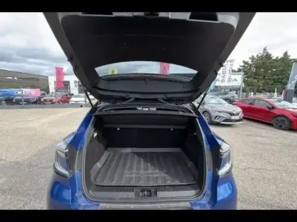 Photo 11 Renault Captur  1.6 E-Tech full hybrid 145ch esprit Alpine