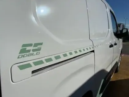 Photo 64 Fiat Doblo  FOURGON M DIESEL 100 CH MANUELLE