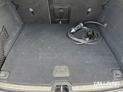 Photo 17 Volvo Xc60  T8 Recharge AWD 310 ch + 145 ch Geartronic 8