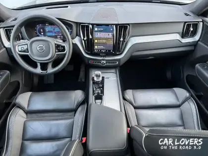 Photo 20 Volvo Xc60  T8 Recharge AWD 310 ch + 145 ch Geartronic 8