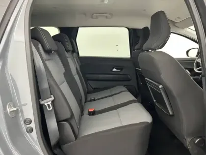 Photo 23 Dacia Jogger  Hybrid 140 7 places GSR2