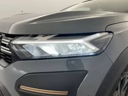 Photo 29 Dacia Jogger  Hybrid 140 7 places GSR2