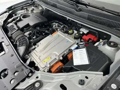 Photo 30 Dacia Jogger  Hybrid 140 7 places GSR2