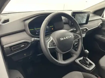 Photo 18 Dacia Jogger  Hybrid 140 7 places GSR2