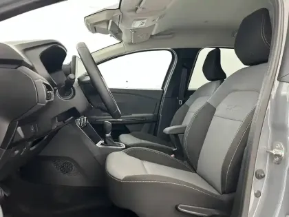 Photo 17 Dacia Jogger  Hybrid 140 7 places GSR2