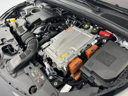 Photo 21 Renault Clio  E-Tech full hybrid 145 ch GSR2