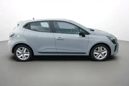 Photo 5 Renault Clio  E-Tech full hybrid 145 ch GSR2