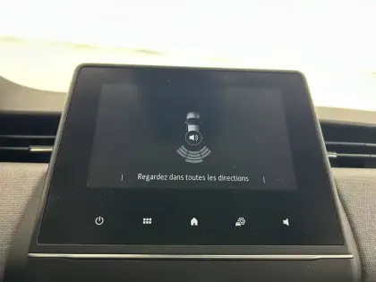 Photo 19 Renault Clio  E-Tech full hybrid 145 ch GSR2