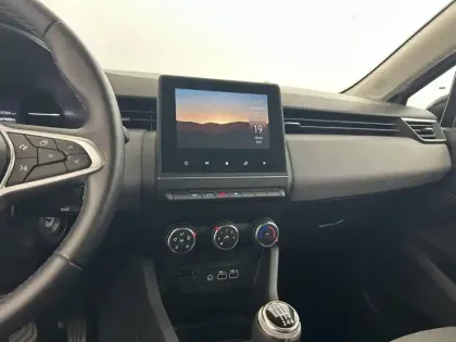 Photo 11 Renault Clio  TCe 90