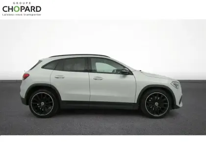 Photo 77 Mercedes GLA  200 d 8G-DCT