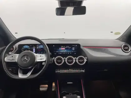 Photo 64 Mercedes GLA  200 d 8G-DCT