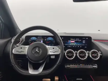 Photo 55 Mercedes GLA  200 d 8G-DCT