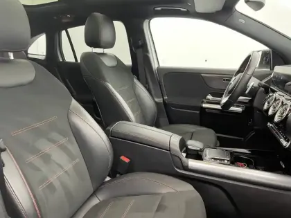 Photo 62 Mercedes GLA  200 d 8G-DCT