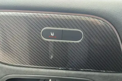 Photo 20 Mercedes GLB  200 d 8G-DCT