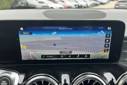 Photo 16 Mercedes GLB  200 d 8G-DCT