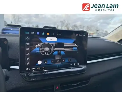 Photo 13 Volkswagen T-roc  1.5 eTSI EVO2 Hybrid 116 ch DSG7