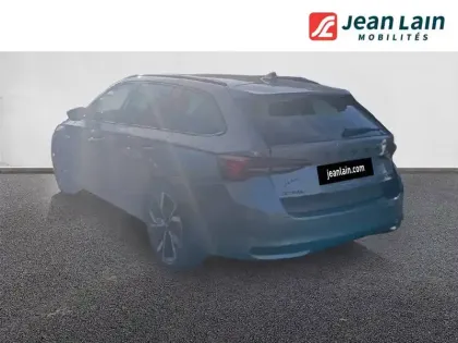 Photo 6 Skoda Octavia  Combi 1.5 TSI Hybrid 150 ch ACT DSG7