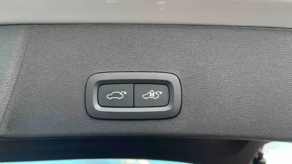 Photo 26 Volvo Xc40  B3 163 ch DCT7