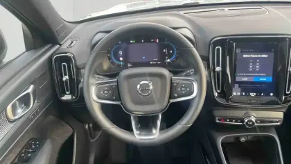 Photo 5 Volvo Xc40  B3 163 ch DCT7