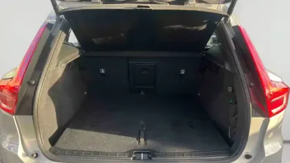 Photo 11 Volvo Xc40  B3 163 ch DCT7