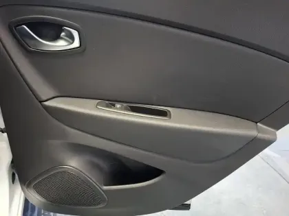 Photo 25 Renault Captur  TCe 90 Energy