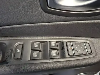 Photo 15 Renault Captur  TCe 90 Energy