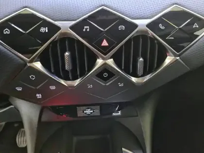 Photo 19 DS DS 3  PureTech 100 BVM6