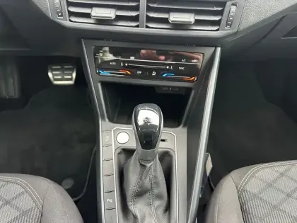 Photo 12 Volkswagen Taigo  1.0 TSI 110 DSG7