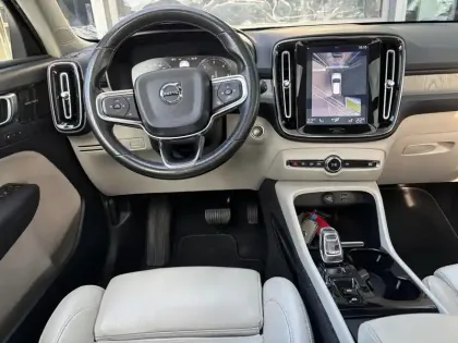 Photo 16 Volvo Xc40  D3 AWD AdBlue 150 ch Geartronic 8