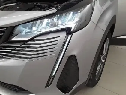 Photo 35 Peugeot 5008 Gén. II Ph2 NG Allure Pack 5